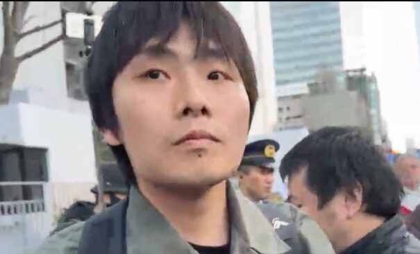 宮西詩音