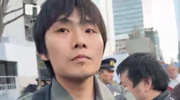 宮西詩音