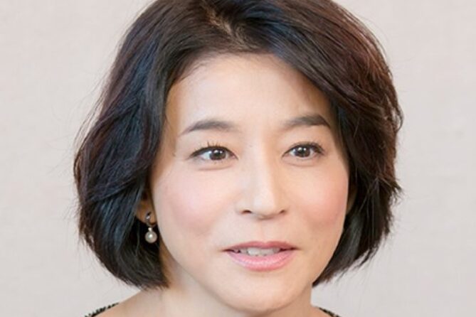高嶋ちさ子